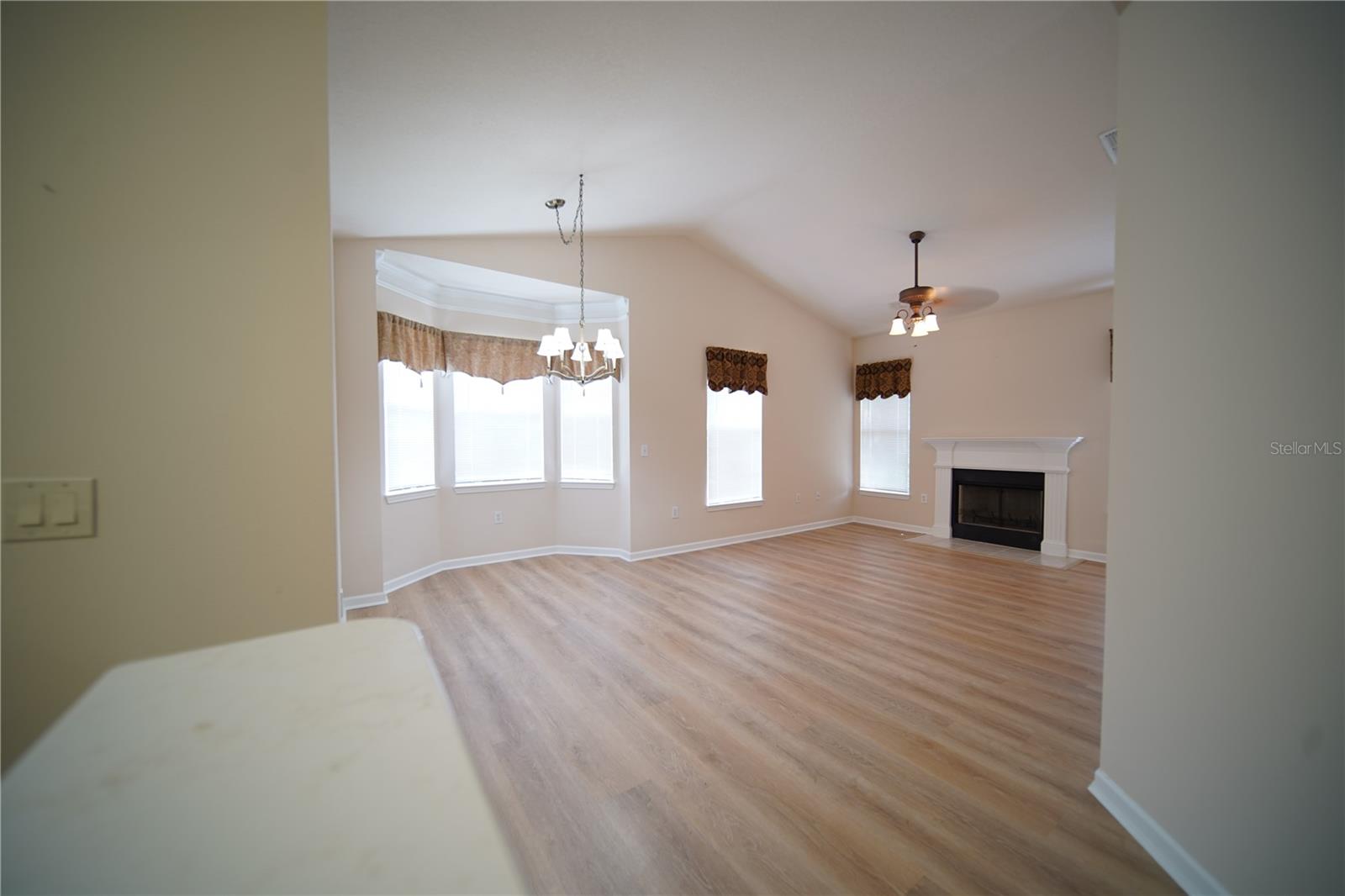 Image 22 of 23 For 10409 Villa View Circle 10409