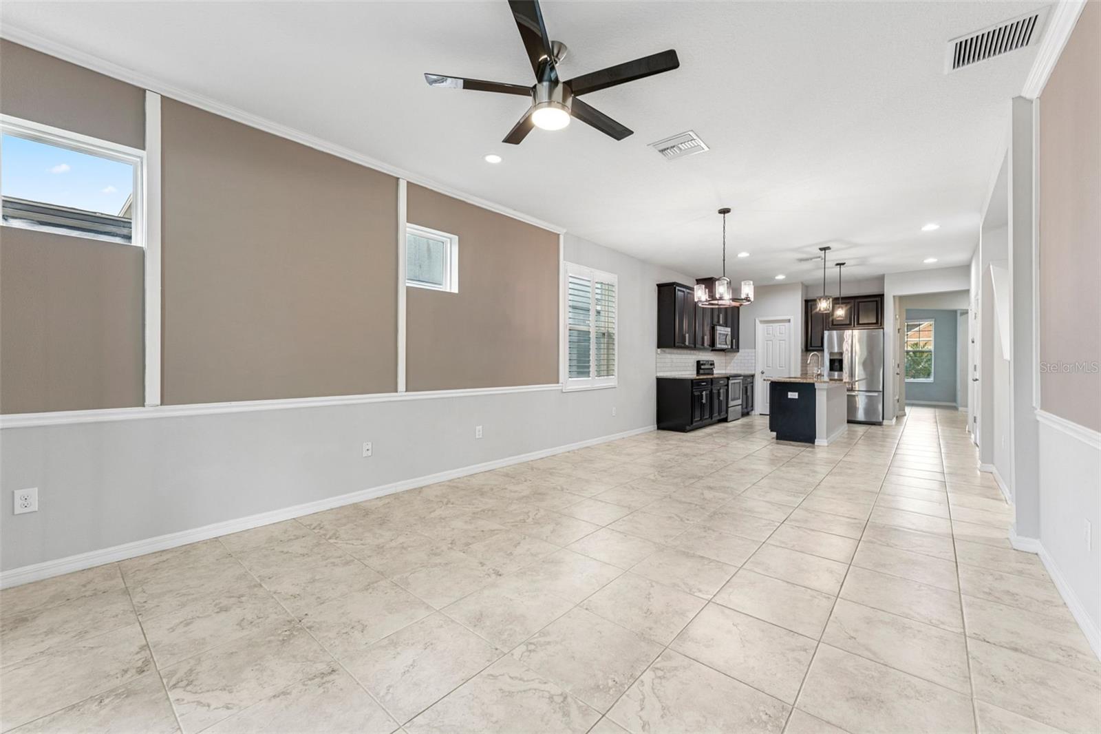 Image 16 of 45 For 13334 Palmera Vista Drive