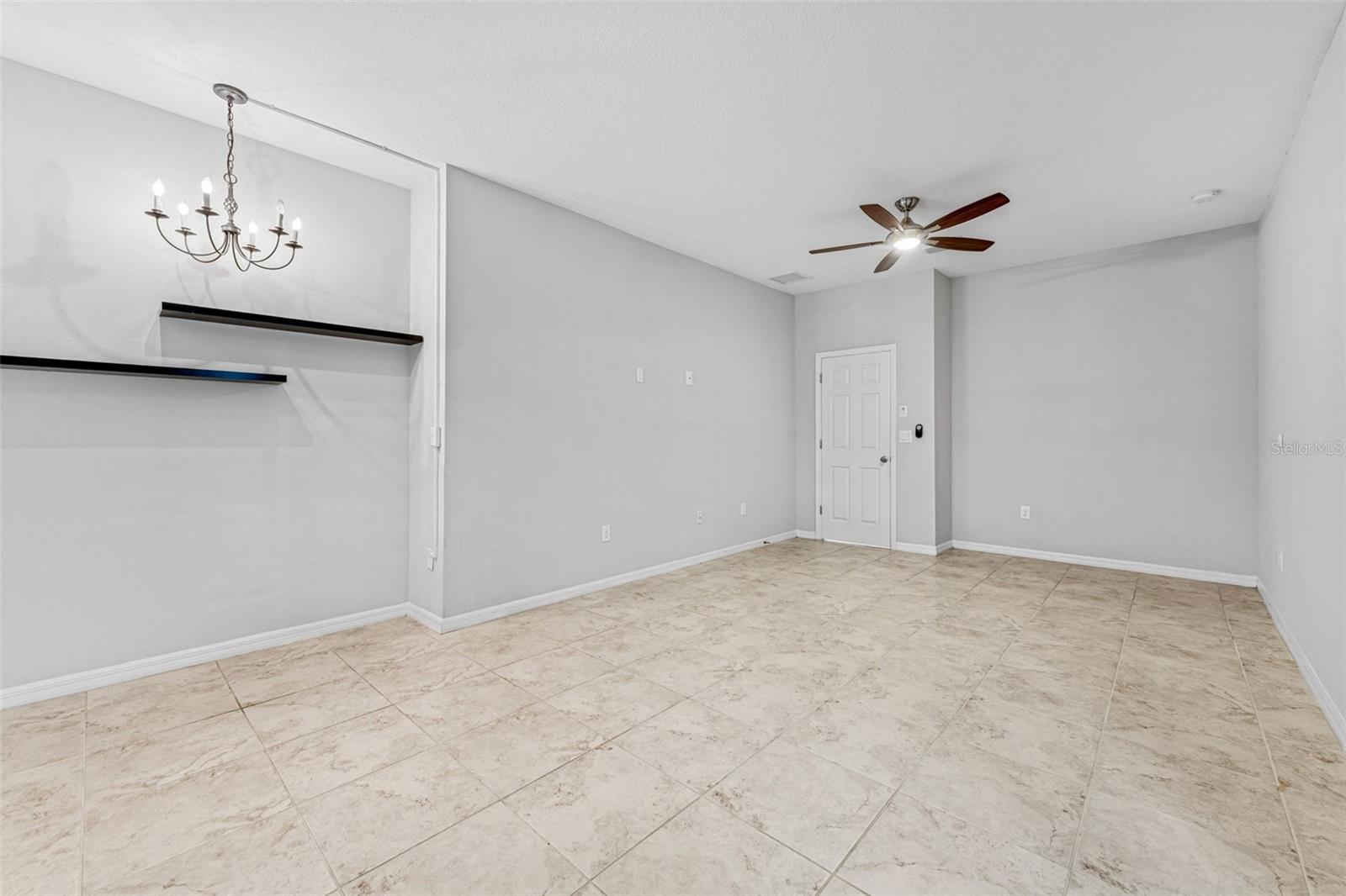 Image 17 of 45 For 13334 Palmera Vista Drive