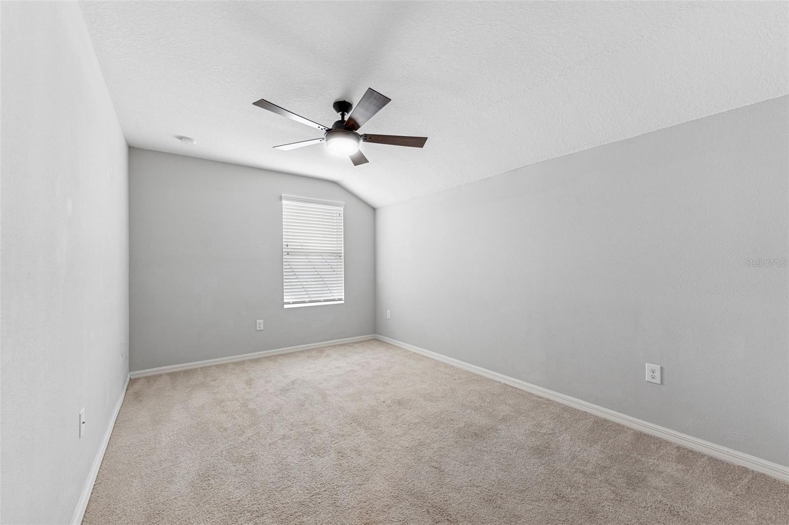 Image 28 of 45 For 13334 Palmera Vista Drive