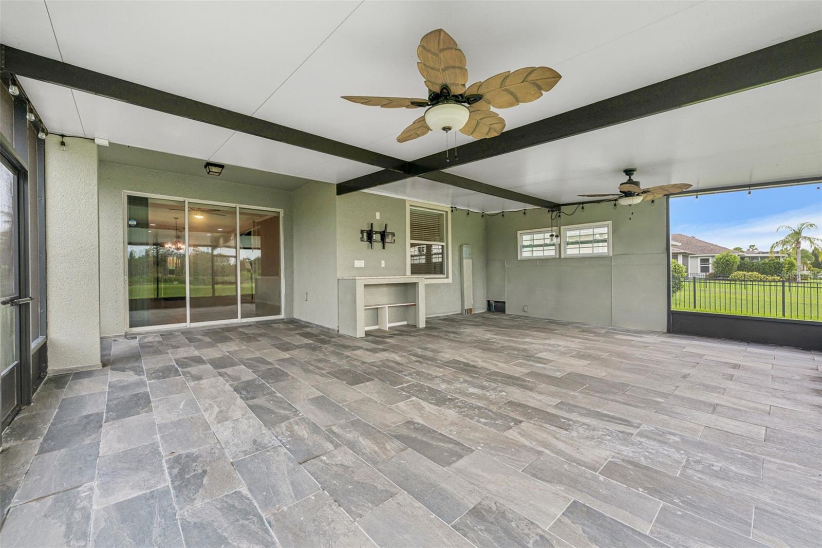 Image 32 of 45 For 13334 Palmera Vista Drive