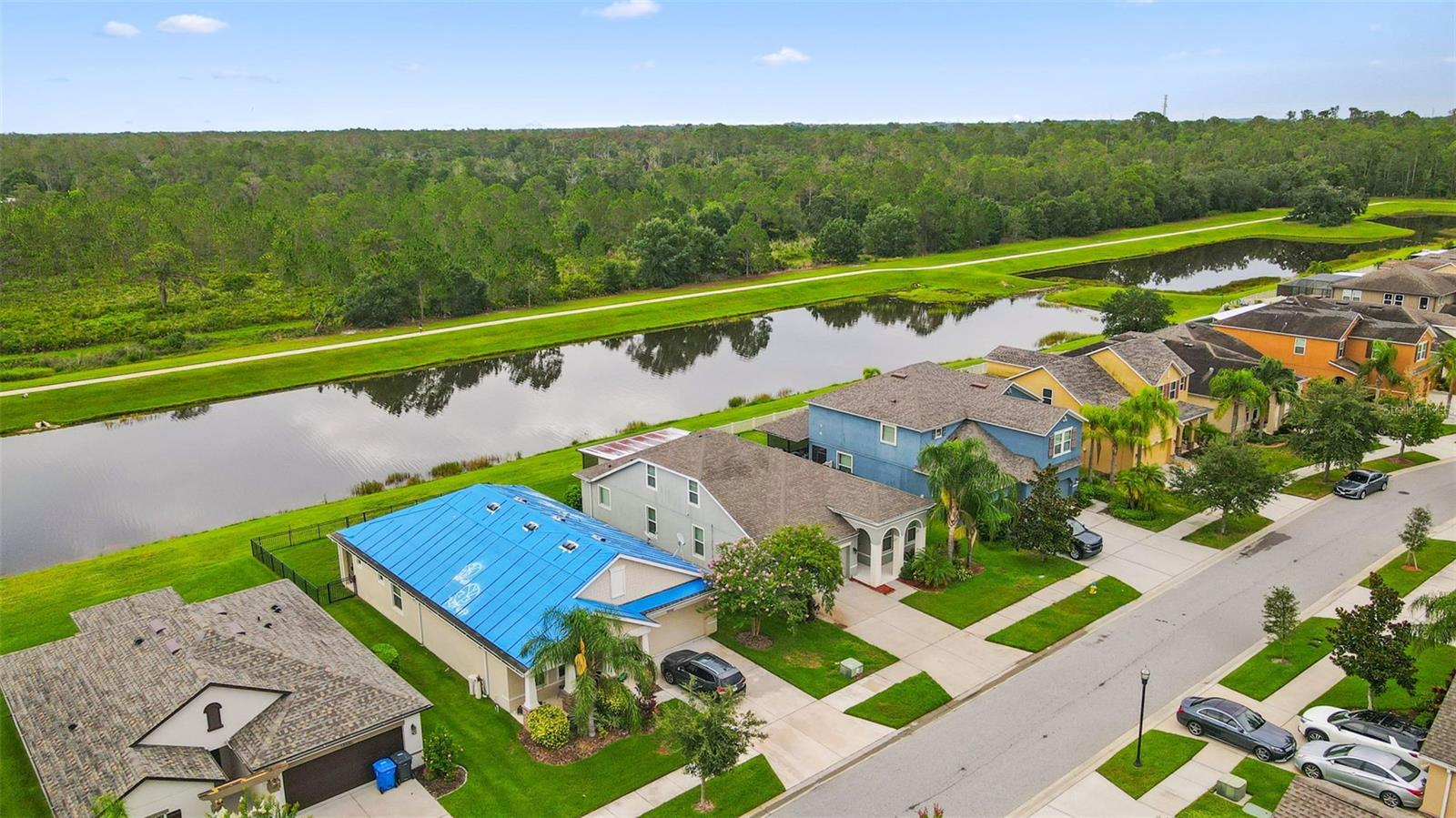 Image 37 of 45 For 13334 Palmera Vista Drive