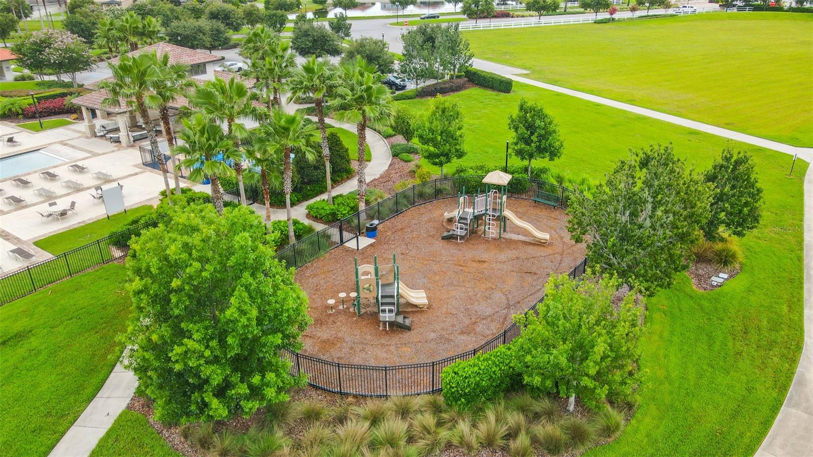 Image 43 of 45 For 13334 Palmera Vista Drive