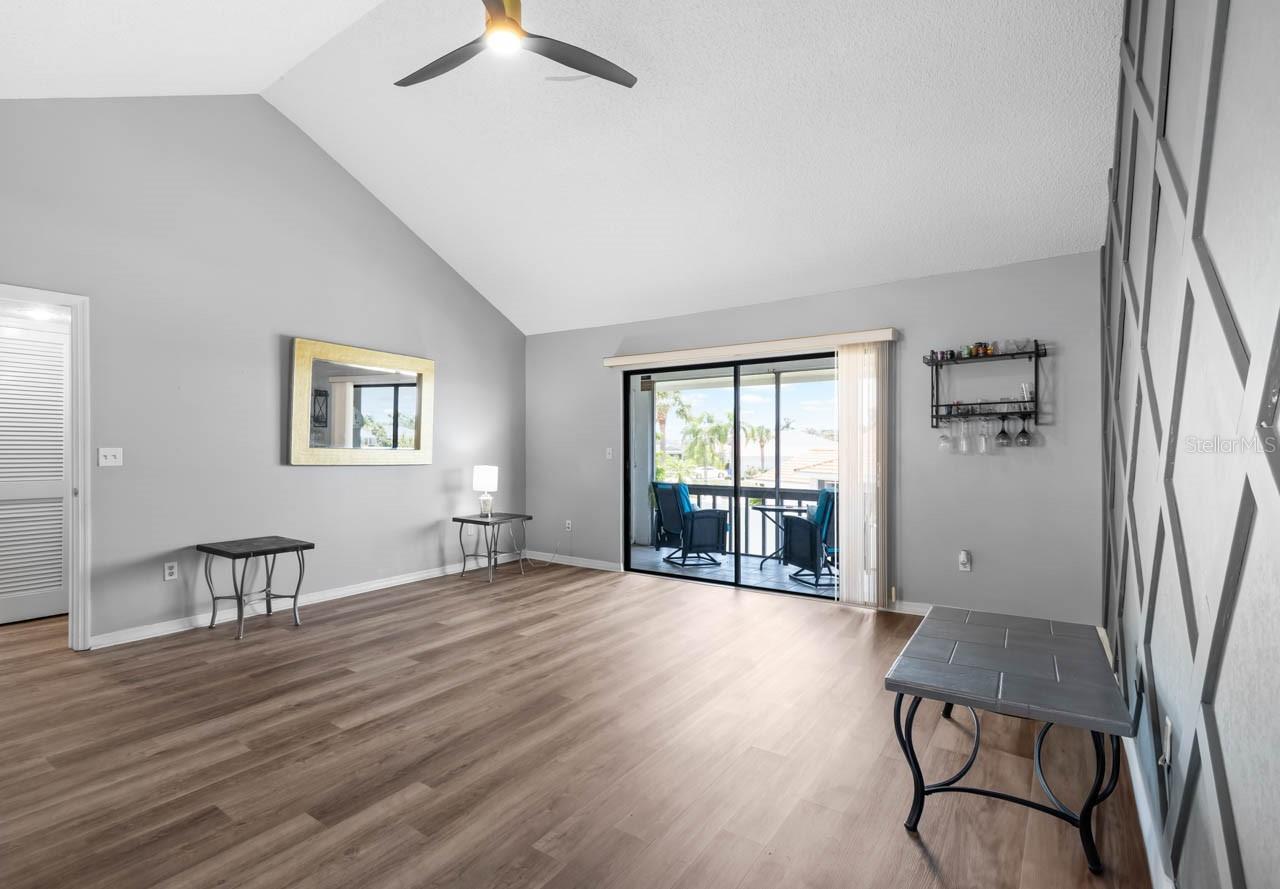 Image 13 of 44 For 609 Lively Drive B