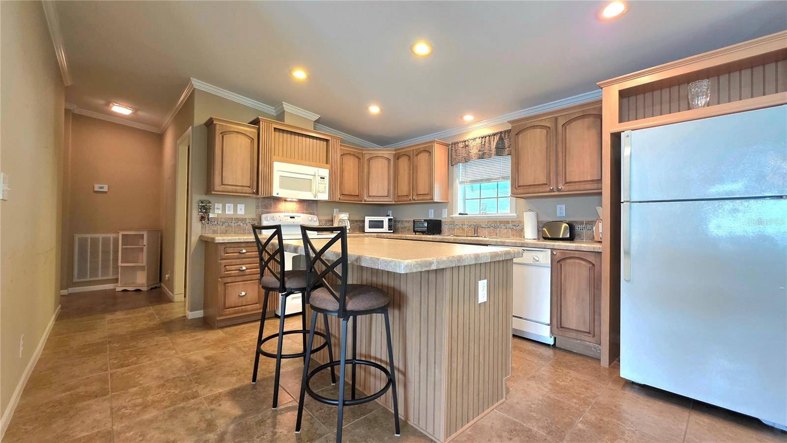 Image 13 of 74 For 36740 Strand Drive
