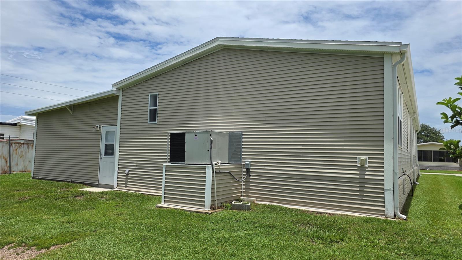 Image 8 of 74 For 36740 Strand Drive