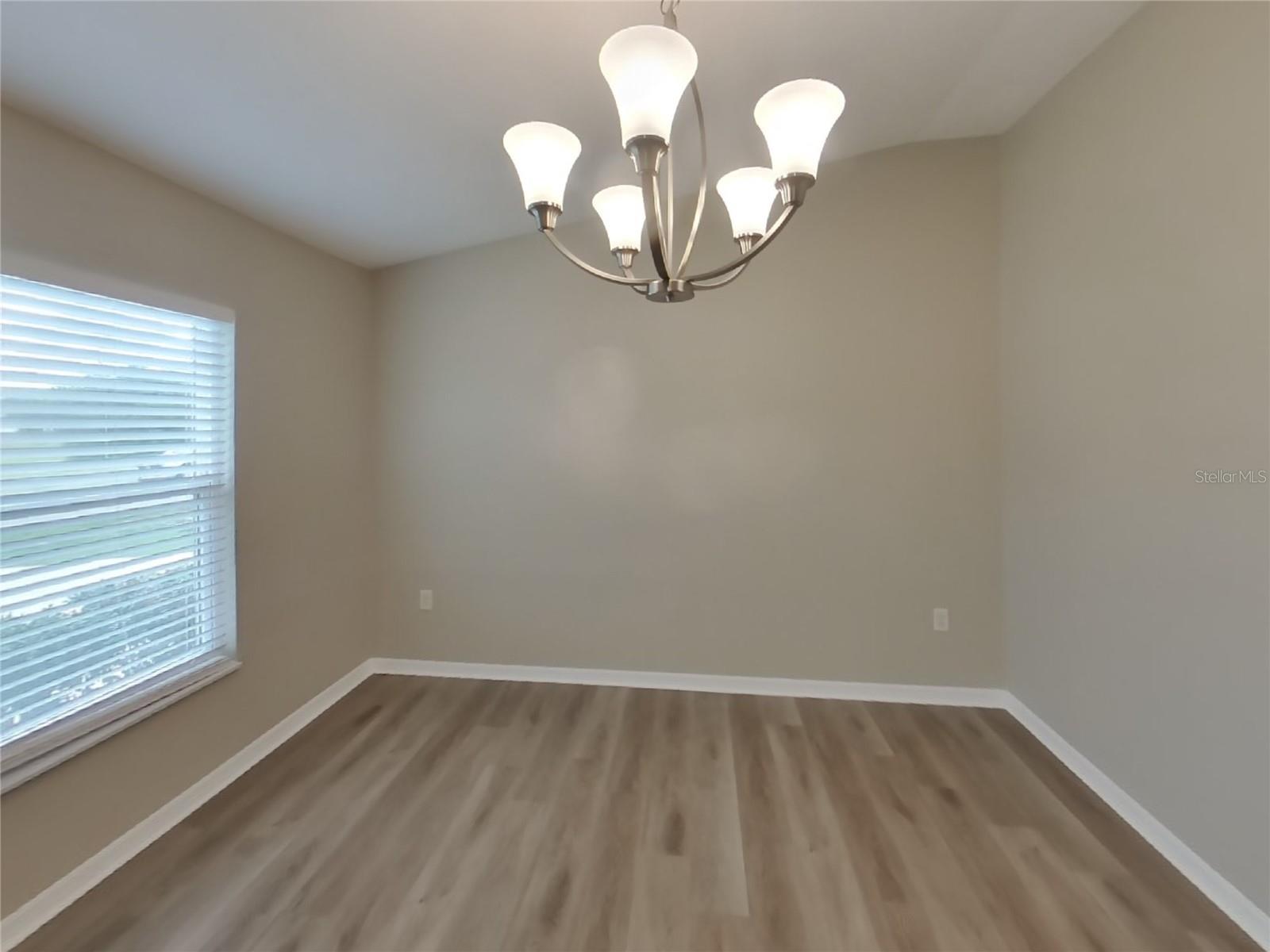 Image 4 of 20 For 11464 Exmore Street