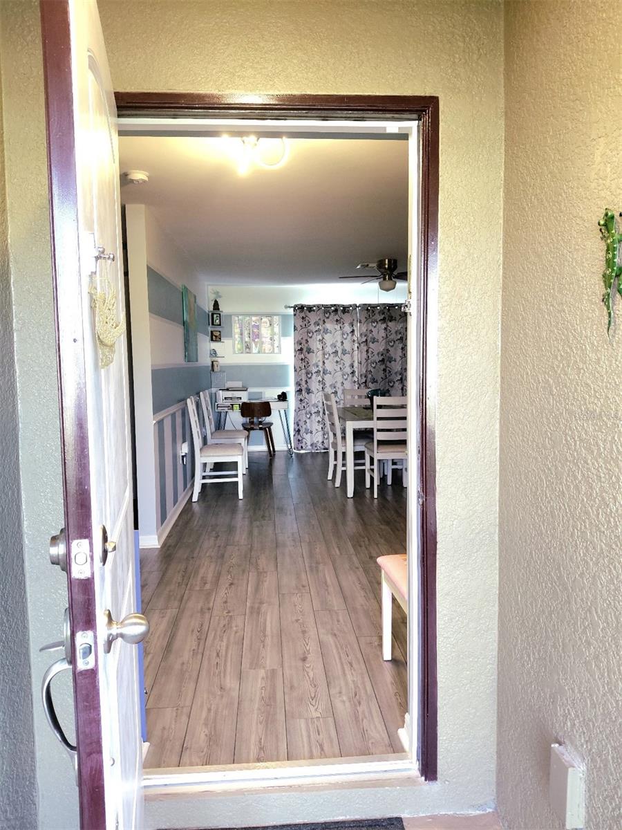 Image 42 of 49 For 845 Lochman Drive