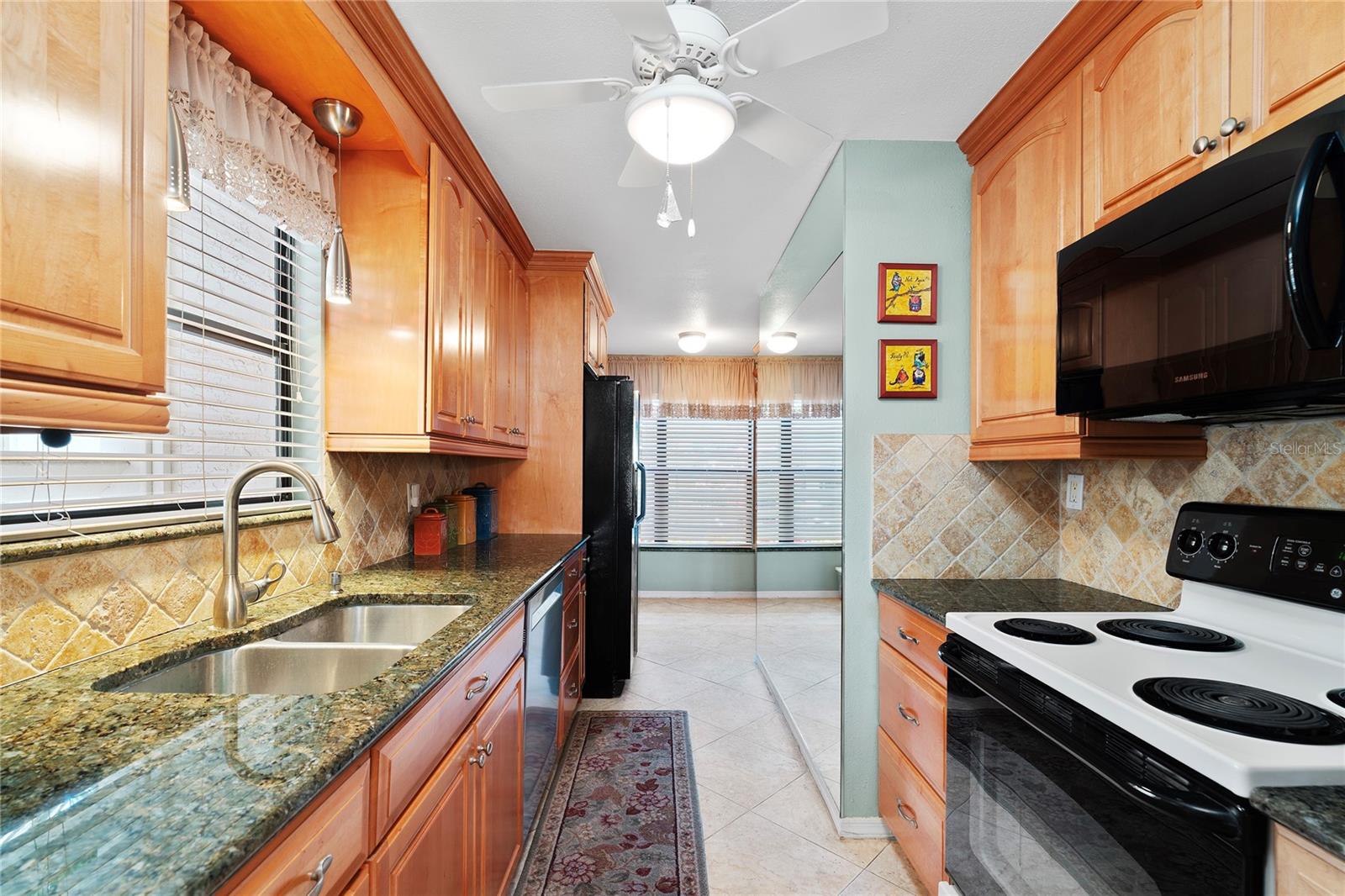 Image 29 of 63 For 7907 Sailboat Key Boulevard S 108