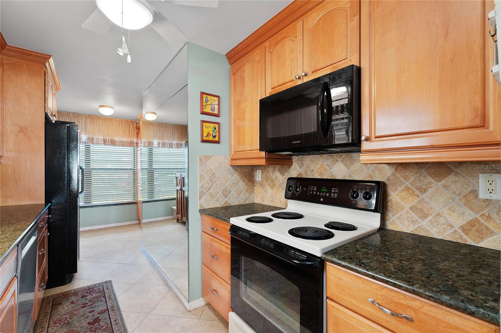 Image 31 of 63 For 7907 Sailboat Key Boulevard S 108