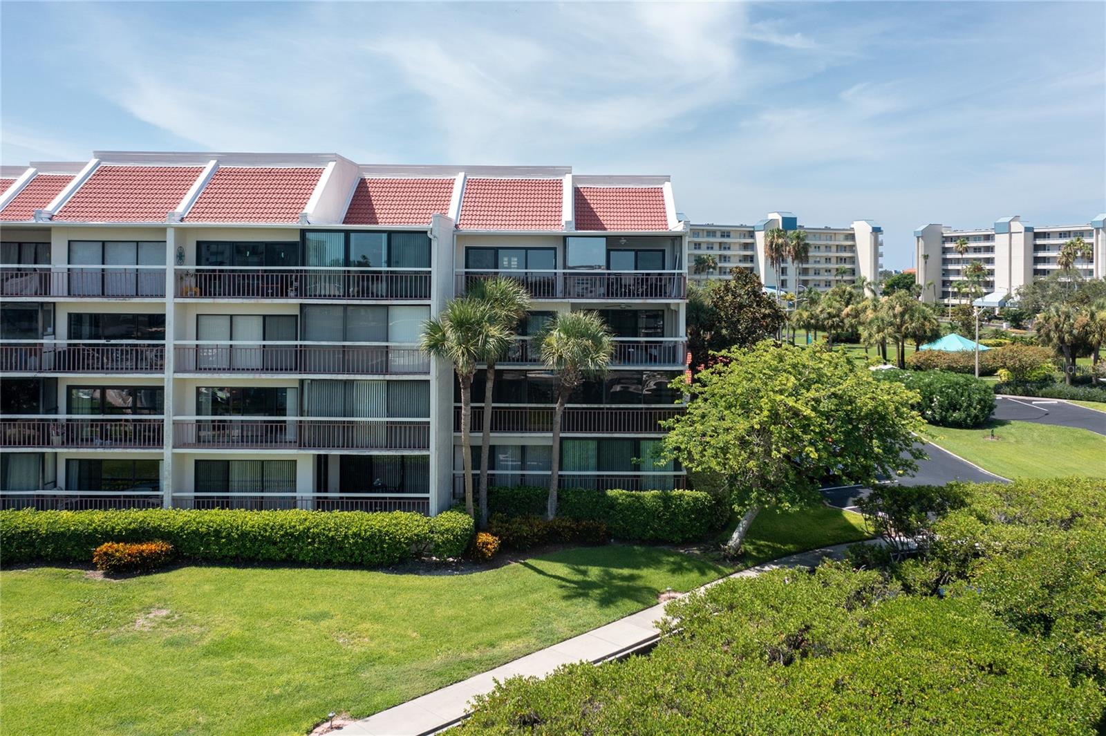 Image 38 of 63 For 7907 Sailboat Key Boulevard S 108