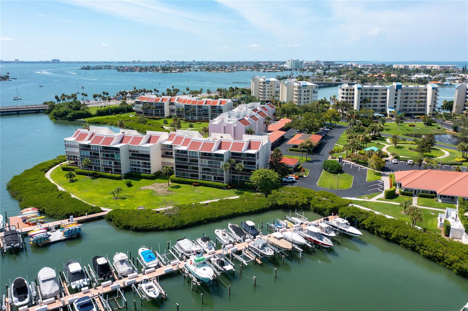 Image 39 of 63 For 7907 Sailboat Key Boulevard S 108