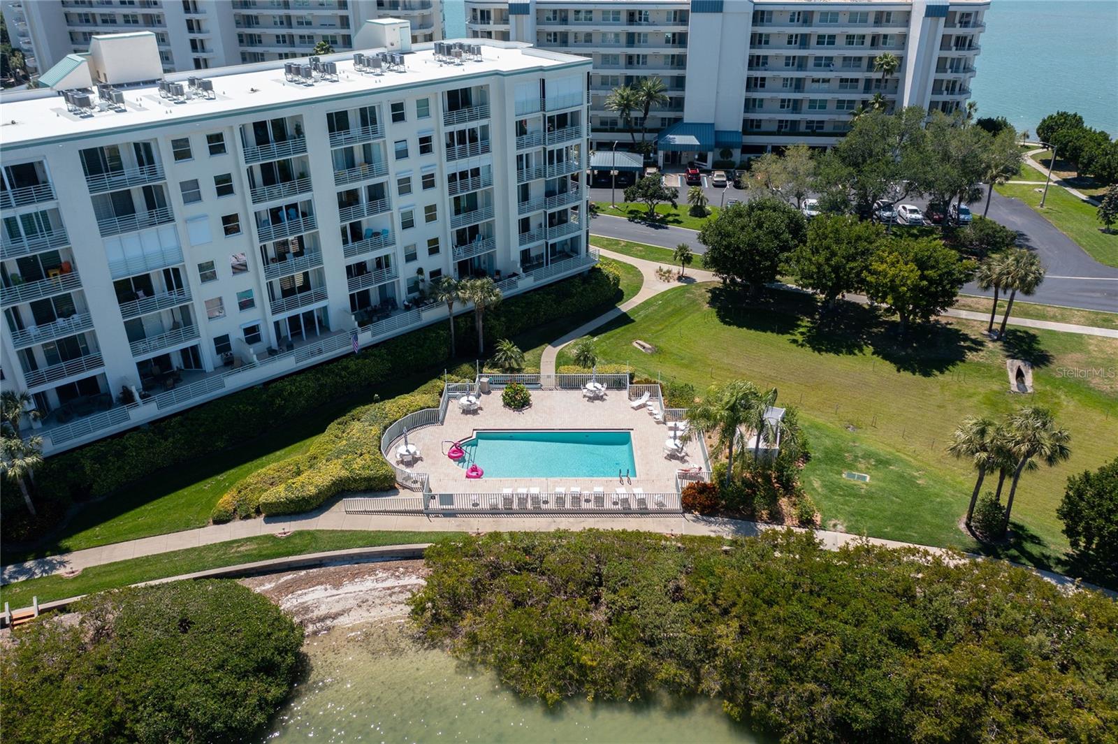Image 43 of 63 For 7907 Sailboat Key Boulevard S 108