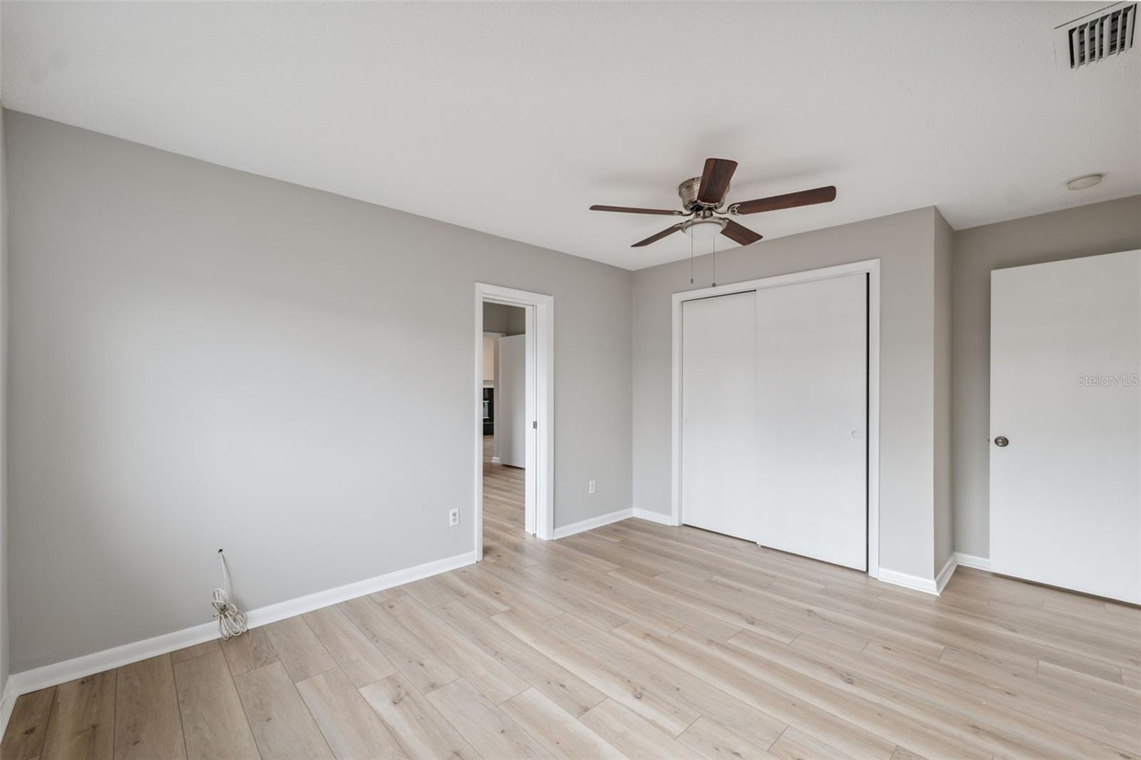 Image 29 of 48 For 13986 Bonnie Brae Drive