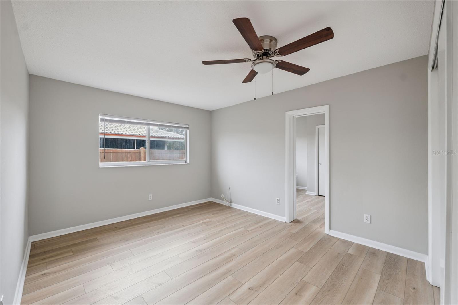 Image 30 of 48 For 13986 Bonnie Brae Drive
