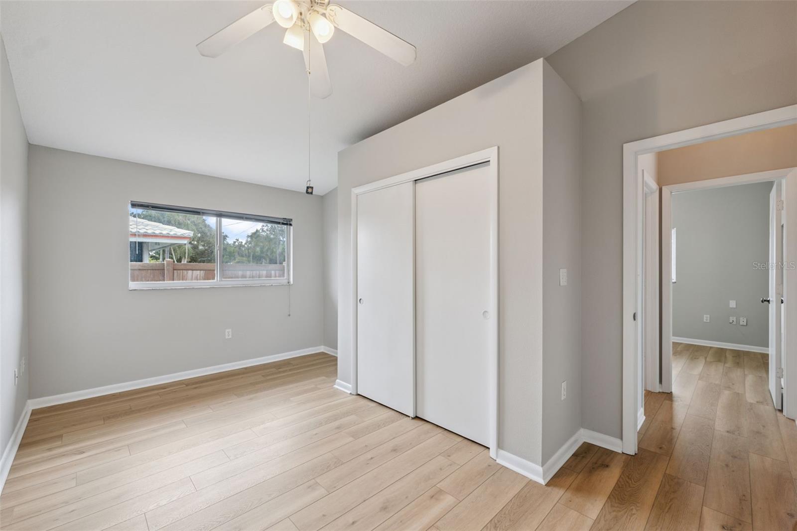 Image 32 of 48 For 13986 Bonnie Brae Drive