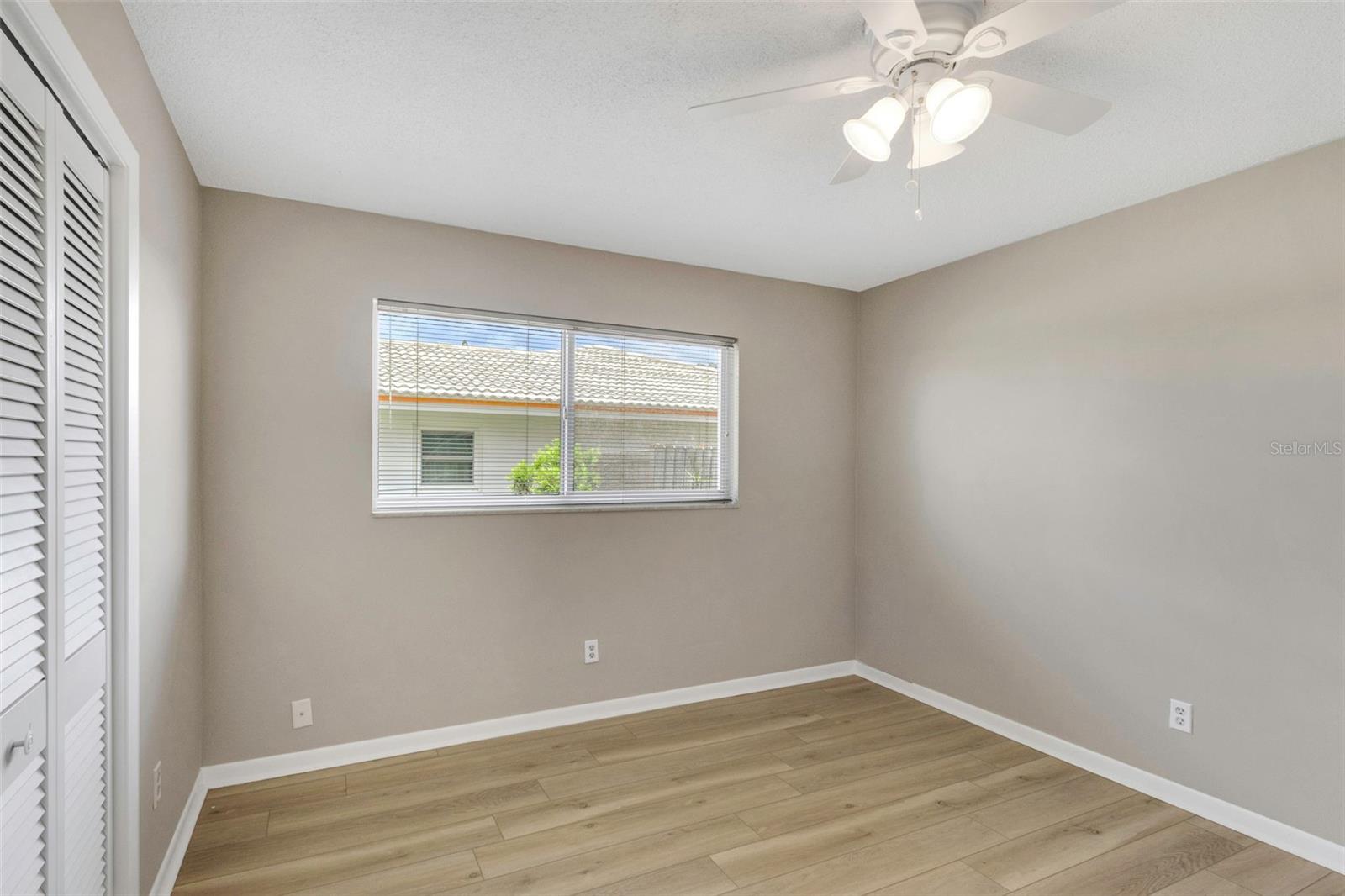 Image 49 of 86 For 13986 Bonnie Brae Drive