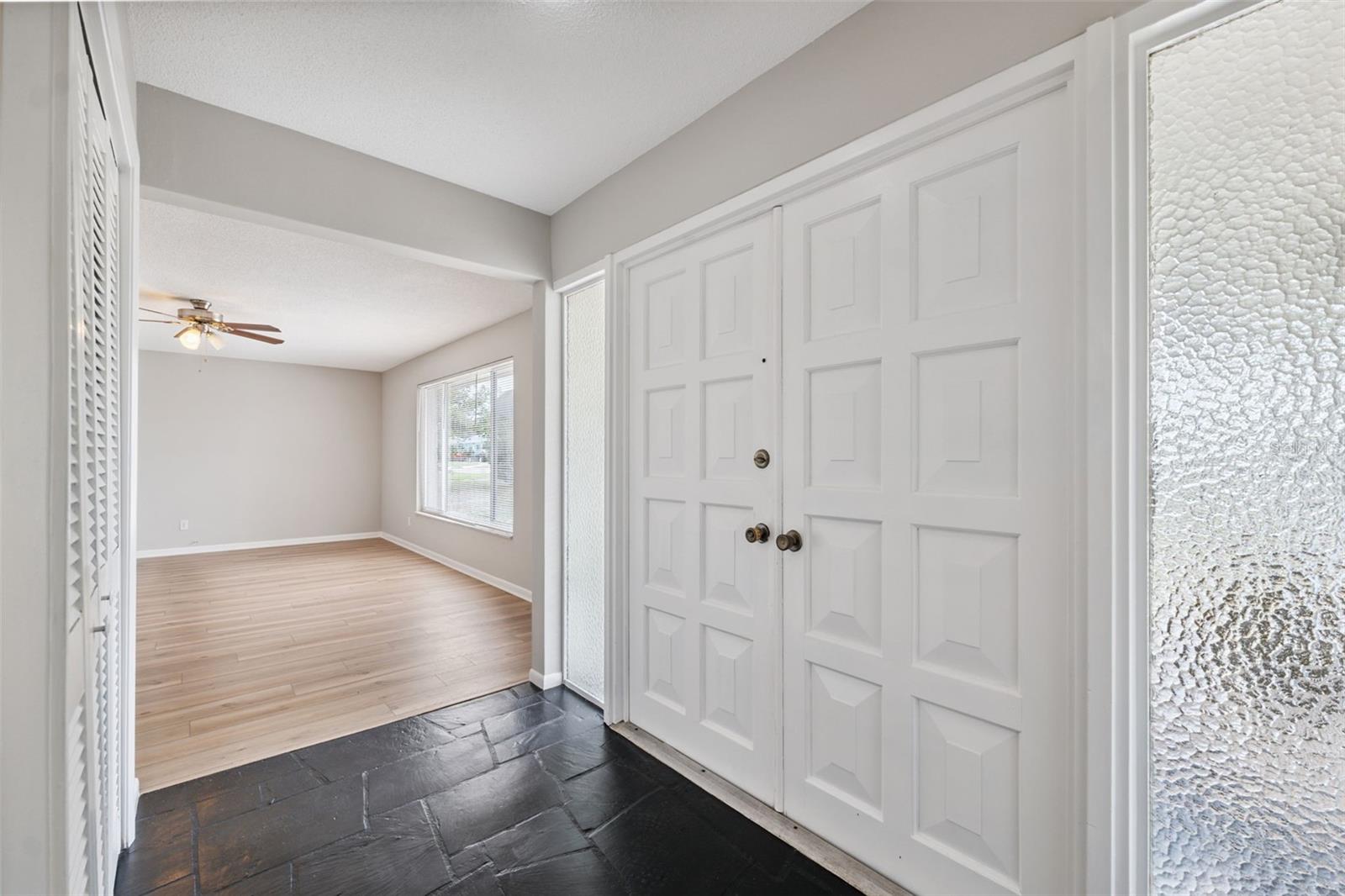 Image 7 of 48 For 13986 Bonnie Brae Drive
