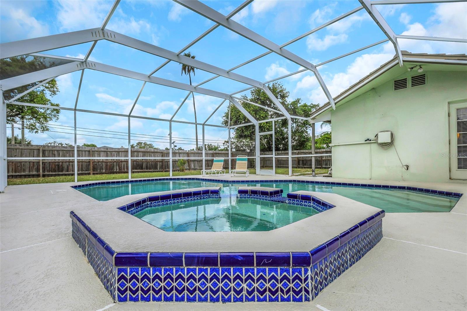 Image 71 of 86 For 13986 Bonnie Brae Drive