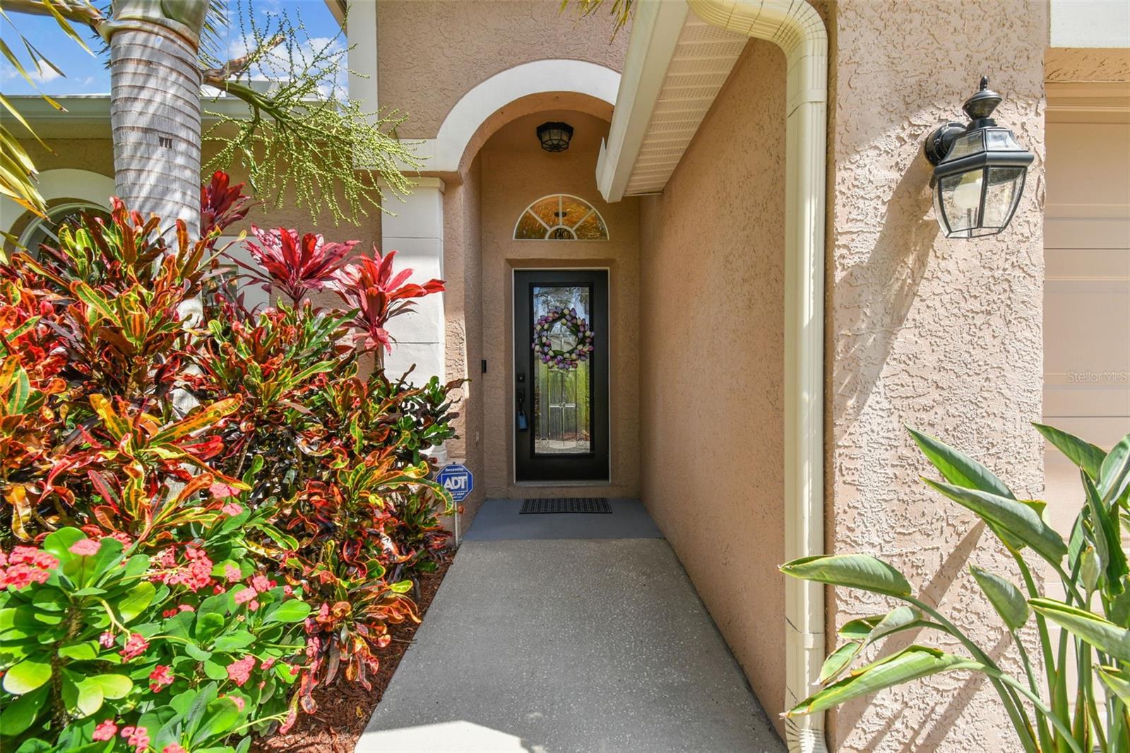 Image 15 of 54 For 27810 Sky Lake Circle