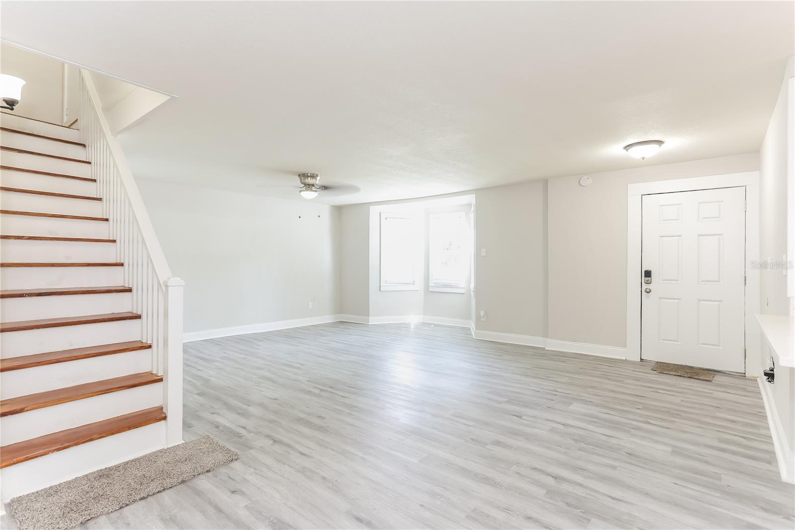 Image 4 of 17 For 4571 Park Street