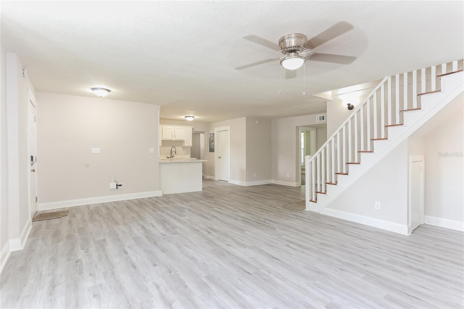 Image 5 of 17 For 4571 Park Street
