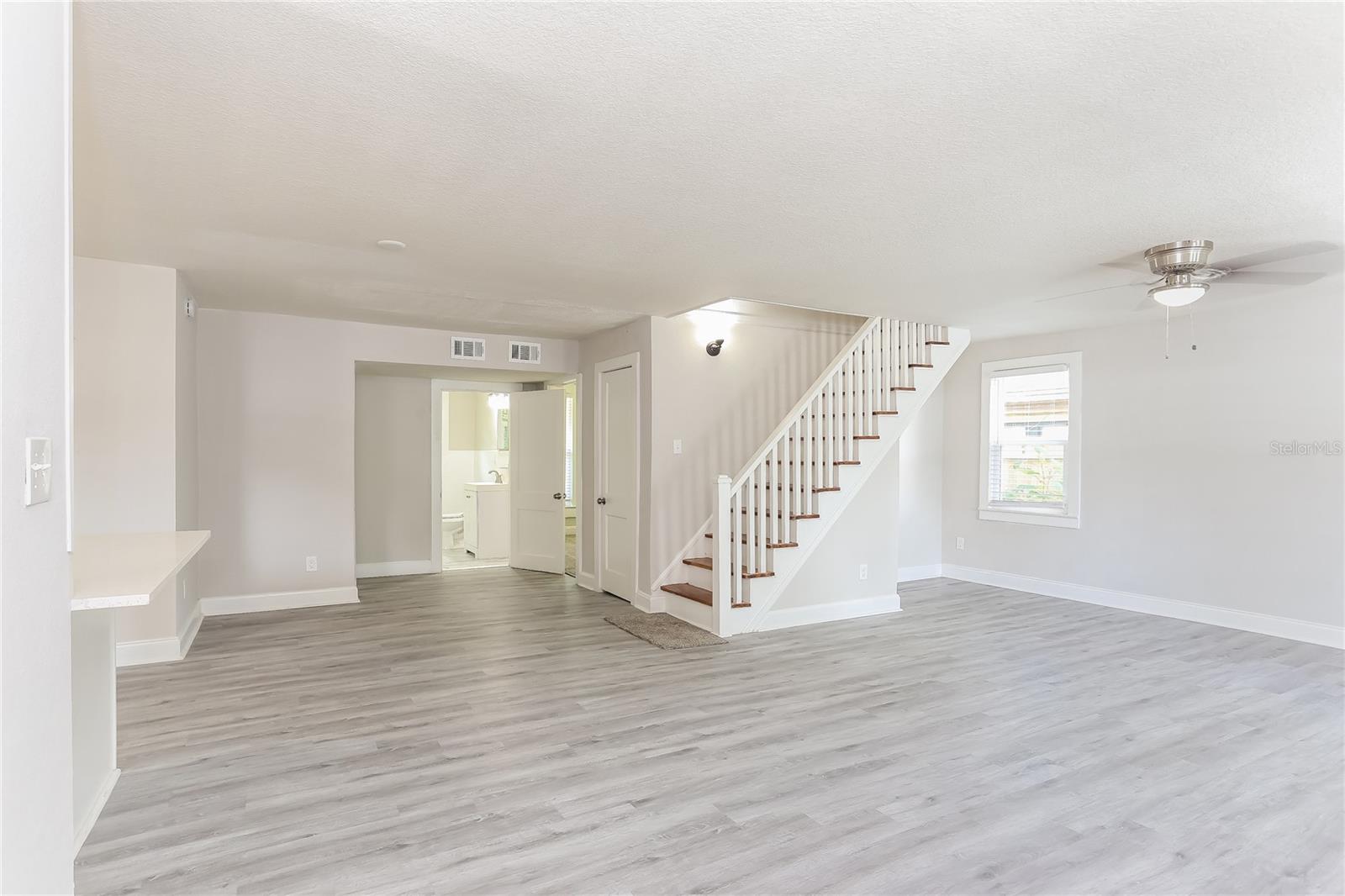 Image 6 of 17 For 4571 Park Street