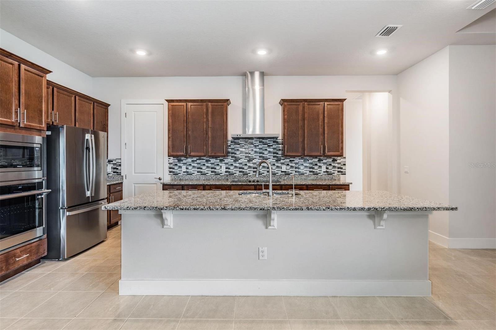Image 17 of 81 For 8310 Ivy Stark Boulevard