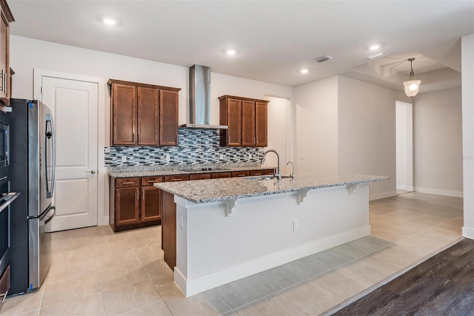 Image 19 of 81 For 8310 Ivy Stark Boulevard