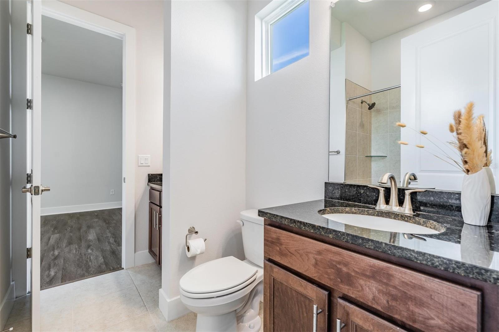 Image 33 of 81 For 8310 Ivy Stark Boulevard
