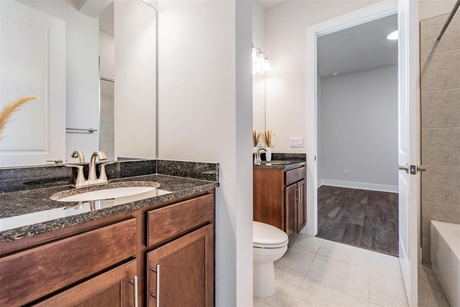 Image 35 of 81 For 8310 Ivy Stark Boulevard