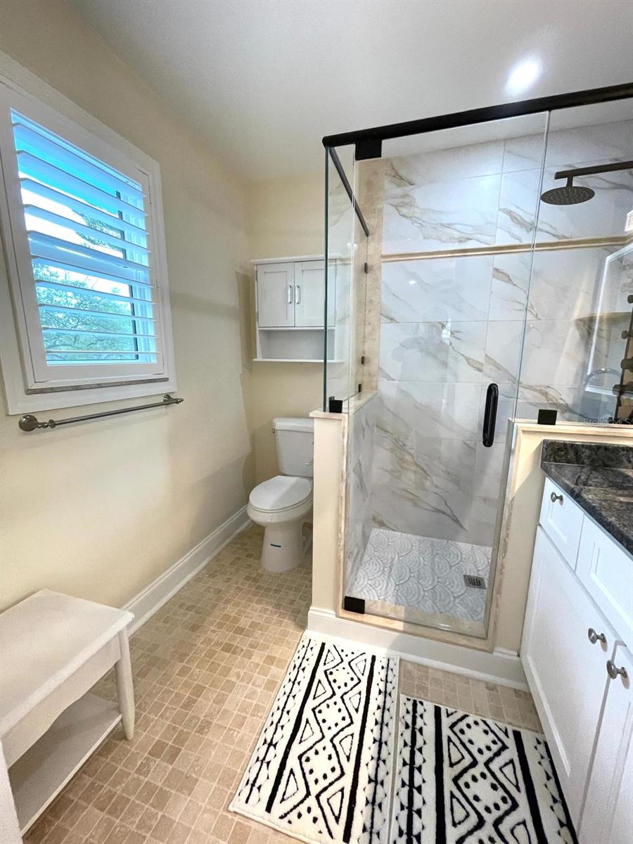 Image 21 of 31 For 2915 Avenue C