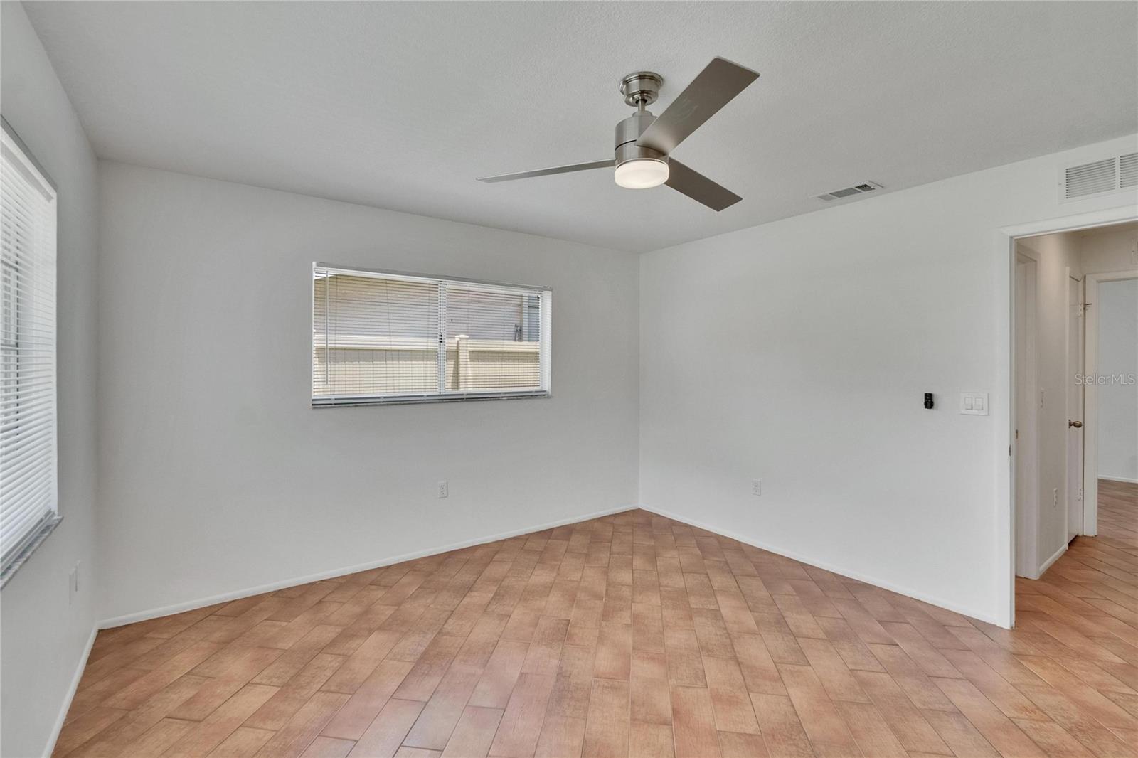 Image 18 of 58 For 1695 Orangecrest Avenue