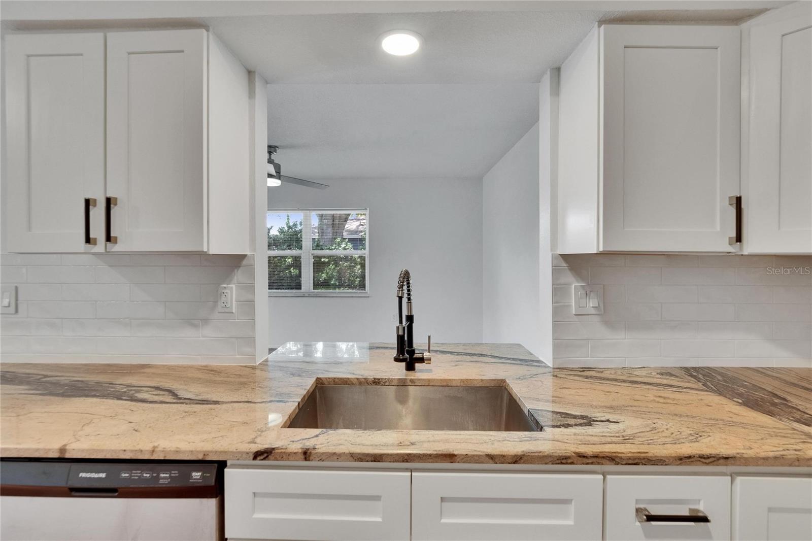 Image 30 of 58 For 1695 Orangecrest Avenue