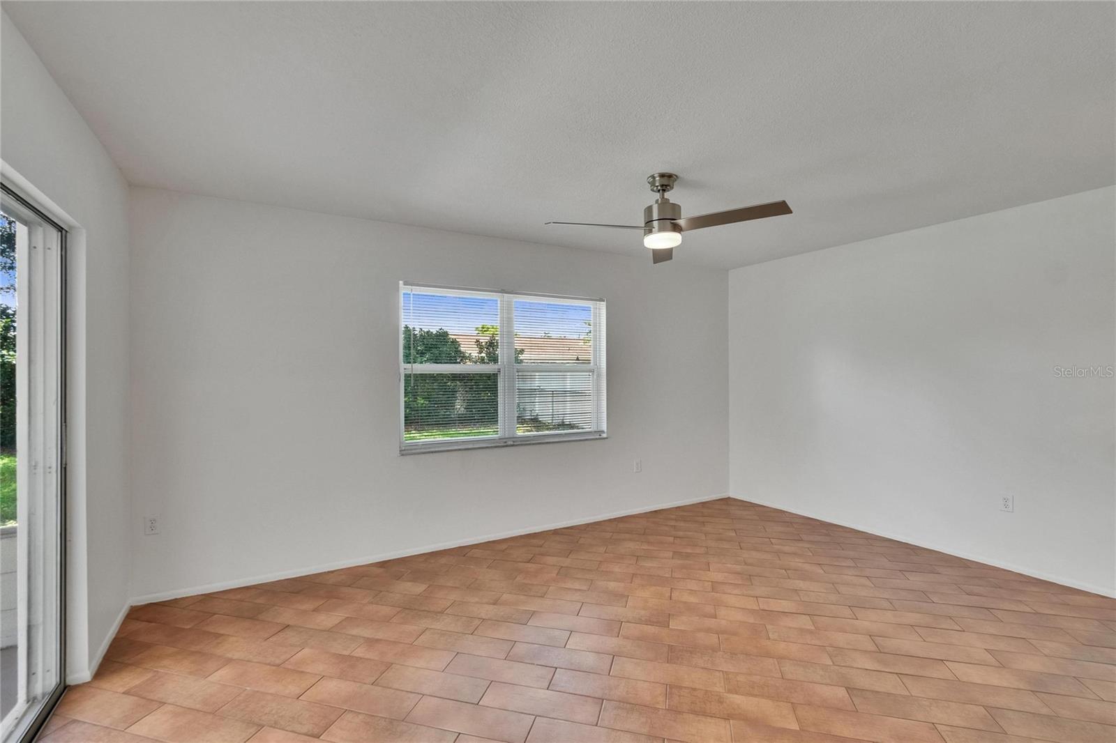 Image 38 of 58 For 1695 Orangecrest Avenue