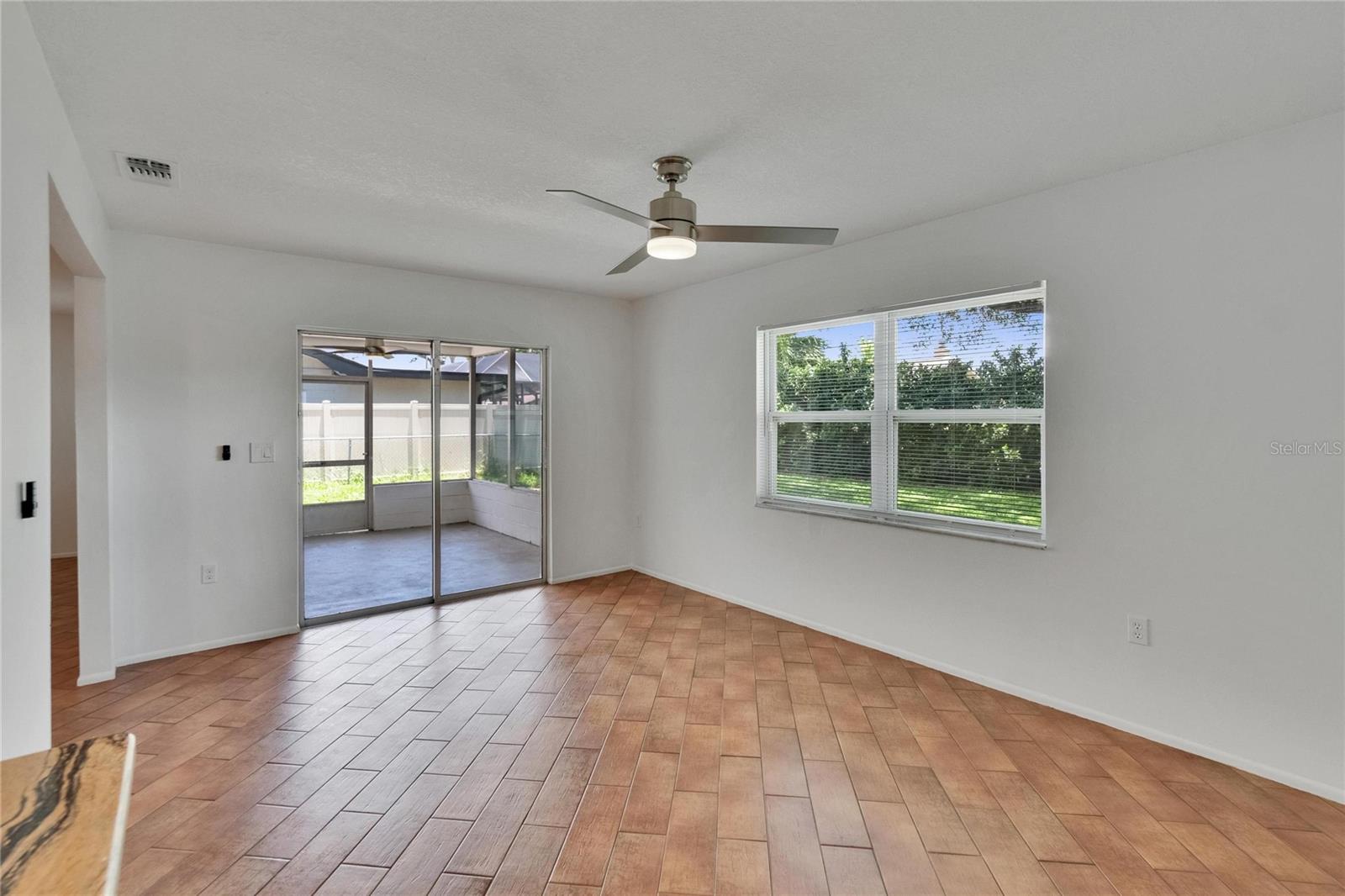 Image 41 of 58 For 1695 Orangecrest Avenue