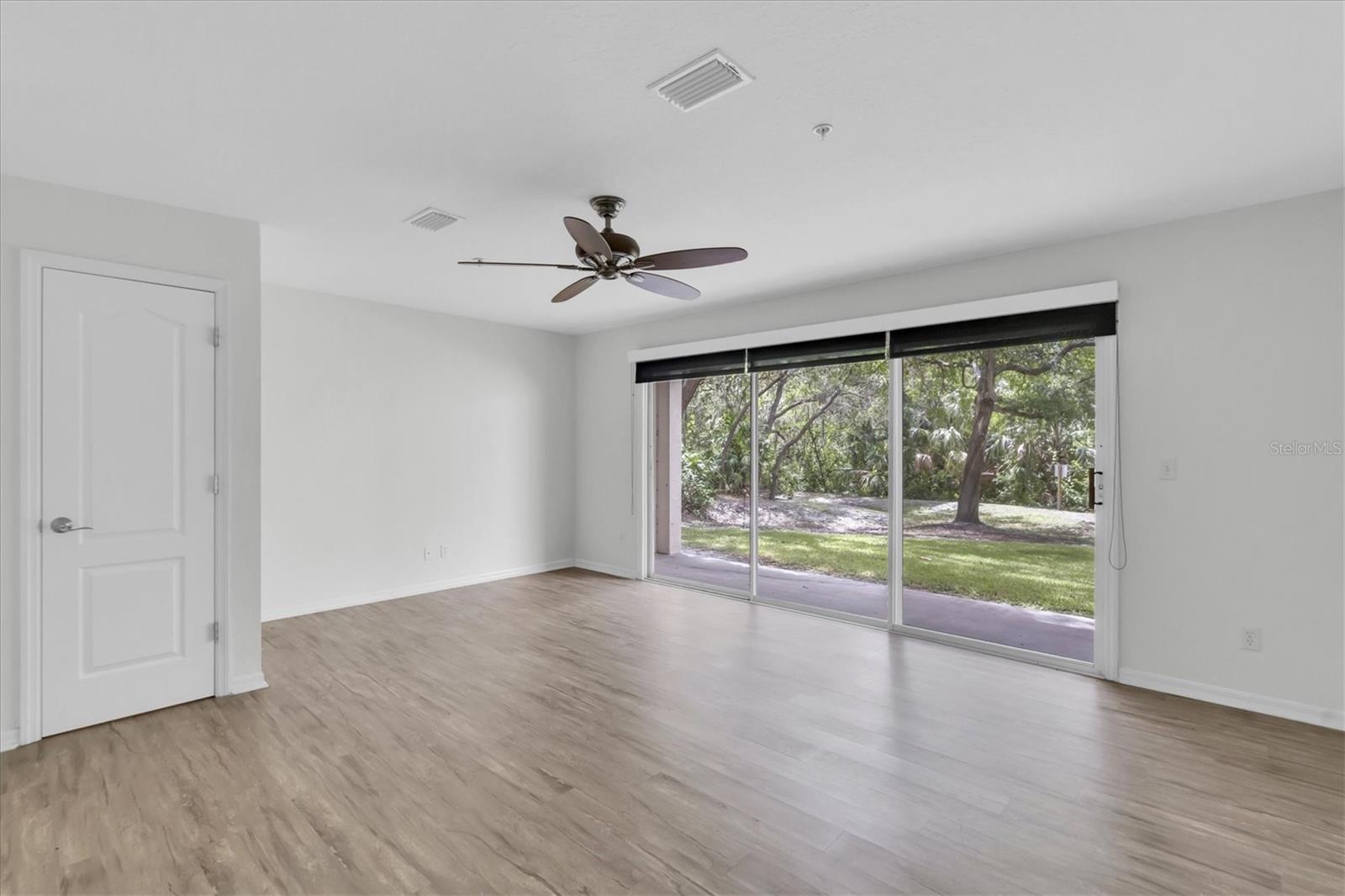 Image 35 of 48 For 1359 Curlew Road