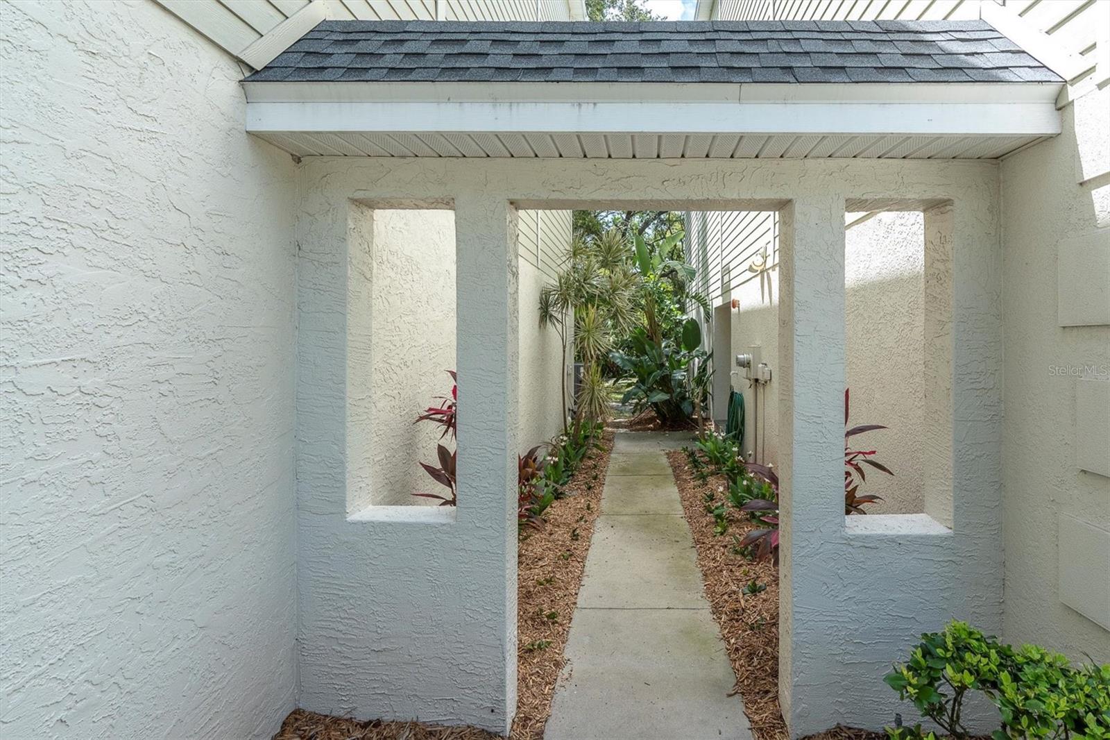 Image 6 of 48 For 1359 Curlew Road