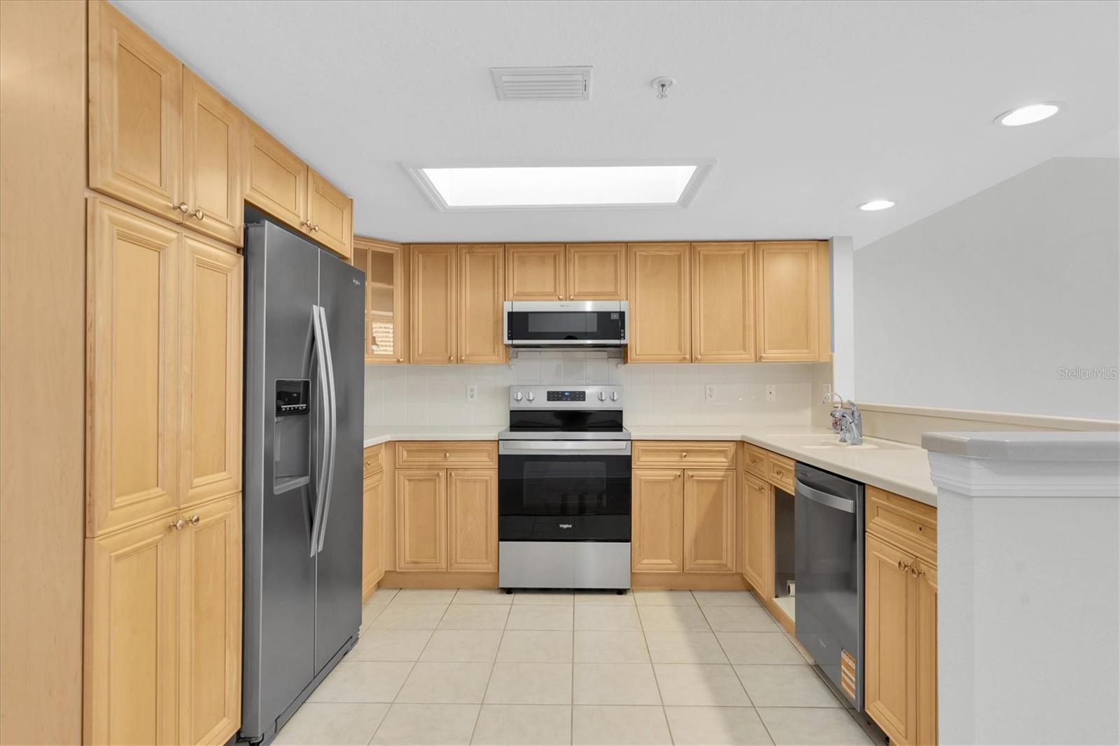 Image 9 of 48 For 1359 Curlew Road