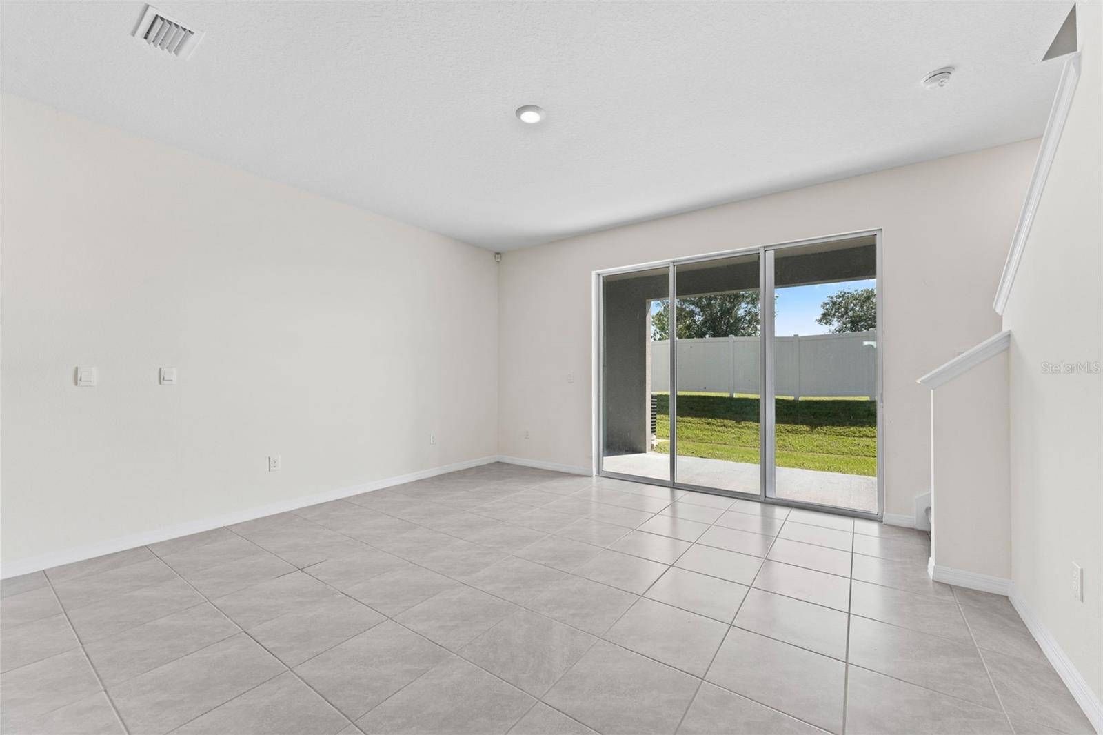 Image 13 of 42 For 9267 Rock Harbour Way