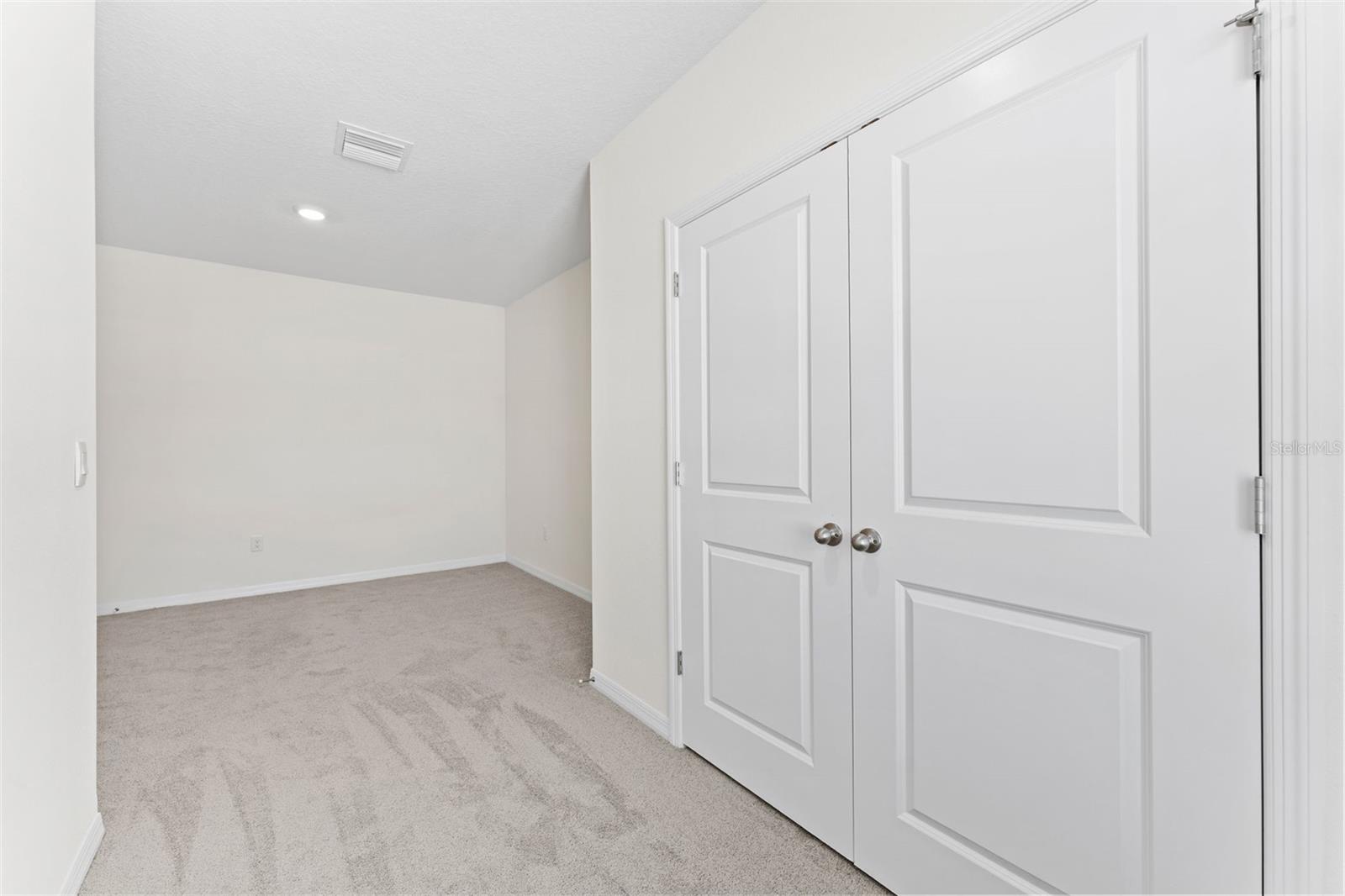 Image 26 of 42 For 9267 Rock Harbour Way