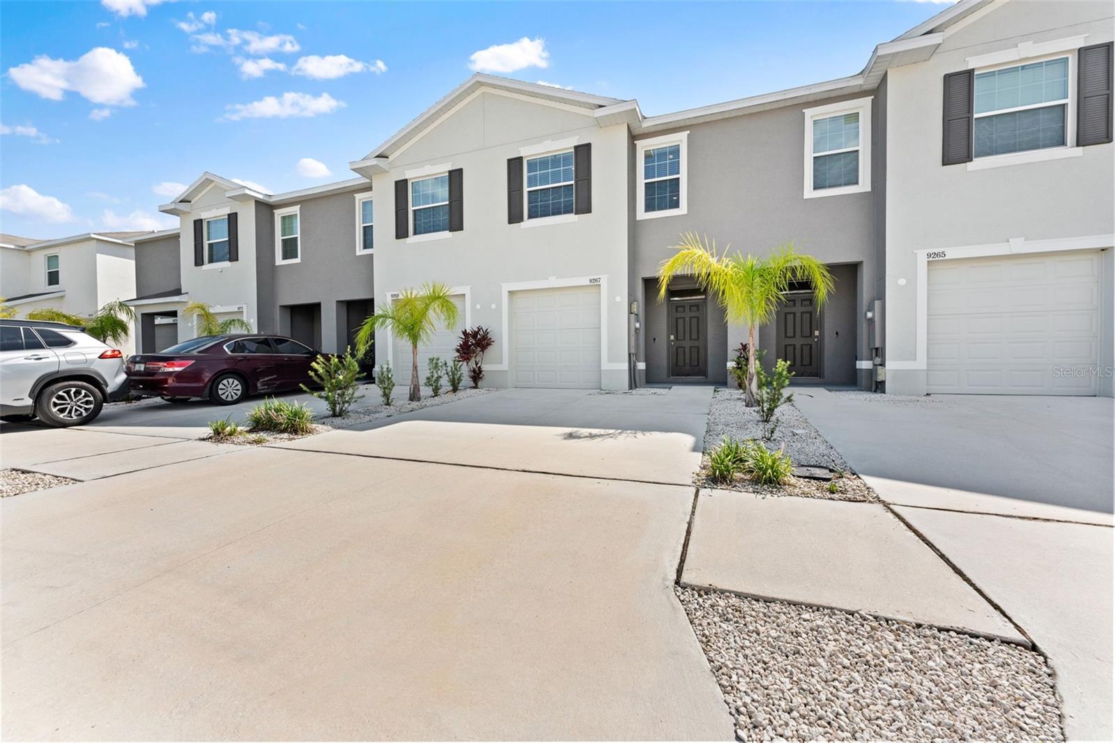 Image 3 of 42 For 9267 Rock Harbour Way