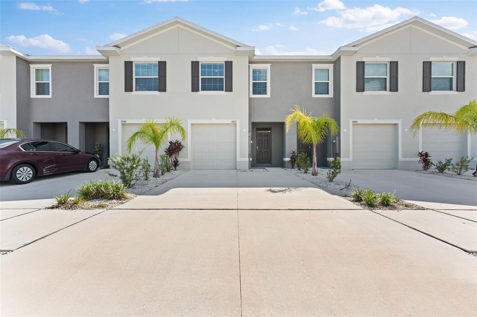 Image 4 of 42 For 9267 Rock Harbour Way