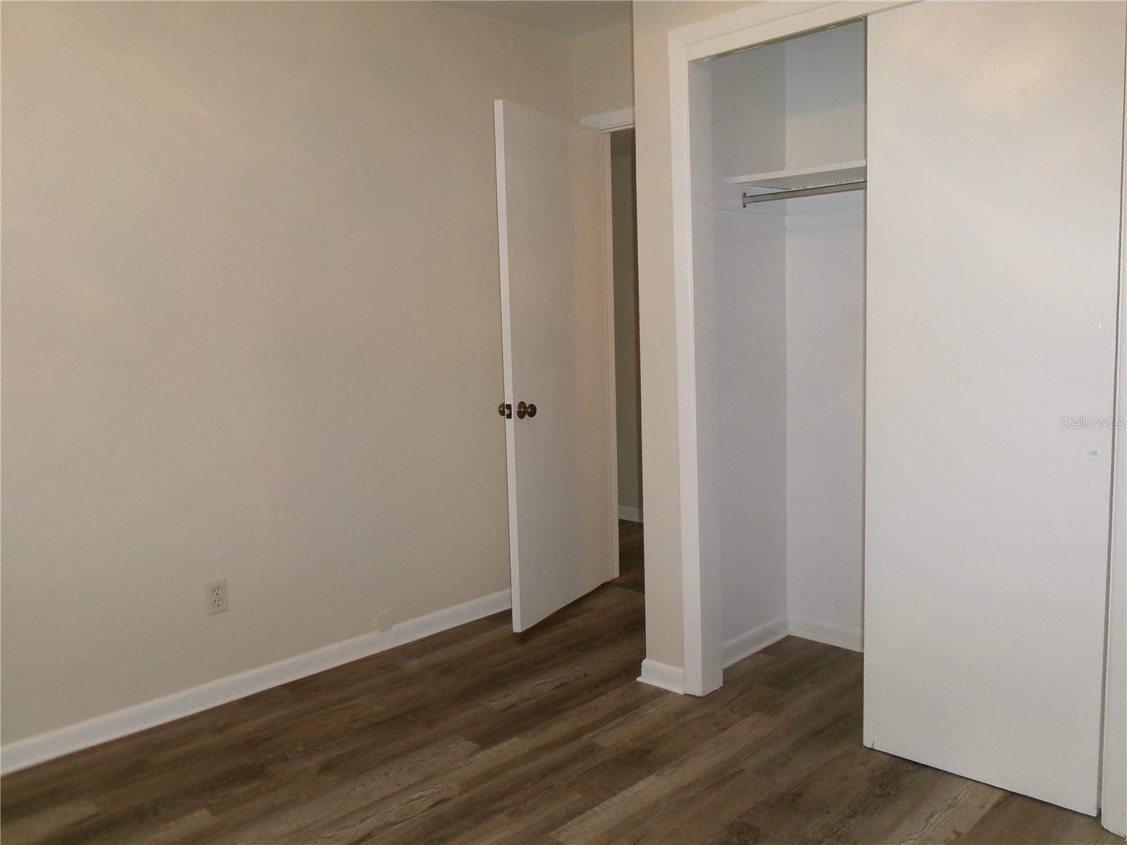 Image 10 of 19 For 5624 Gateway Drive