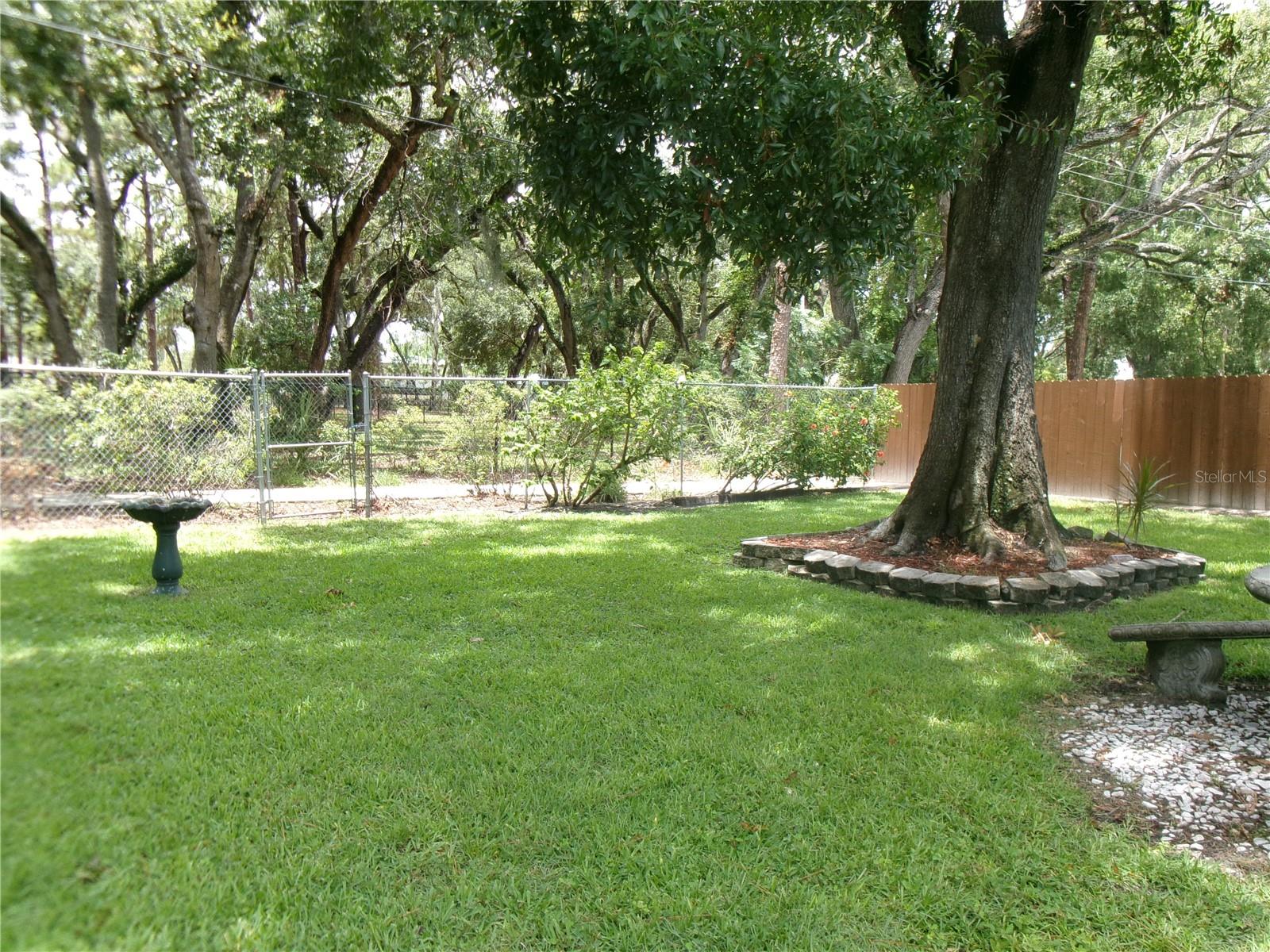 Image 18 of 19 For 5624 Gateway Drive