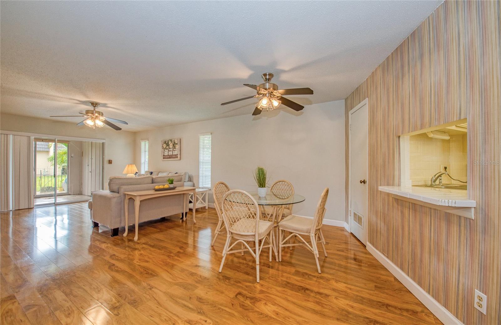 Image 6 of 16 For 2206 Cordova Green 2206