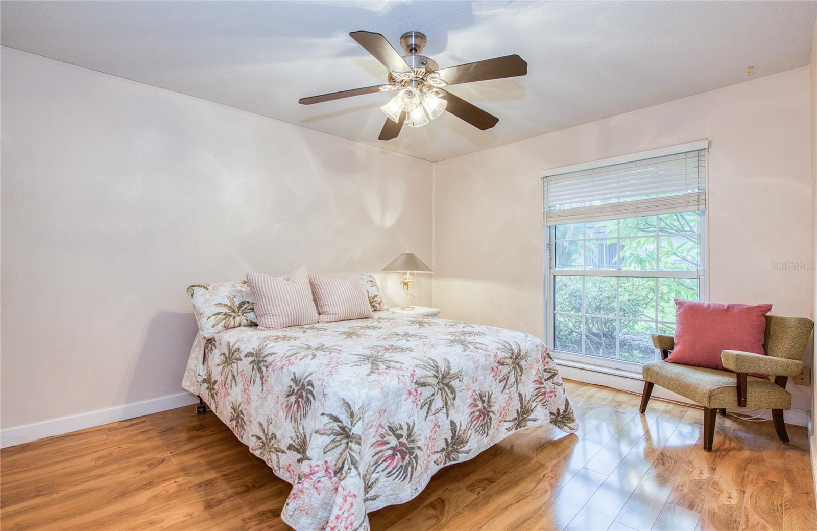 Image 8 of 16 For 2206 Cordova Green 2206