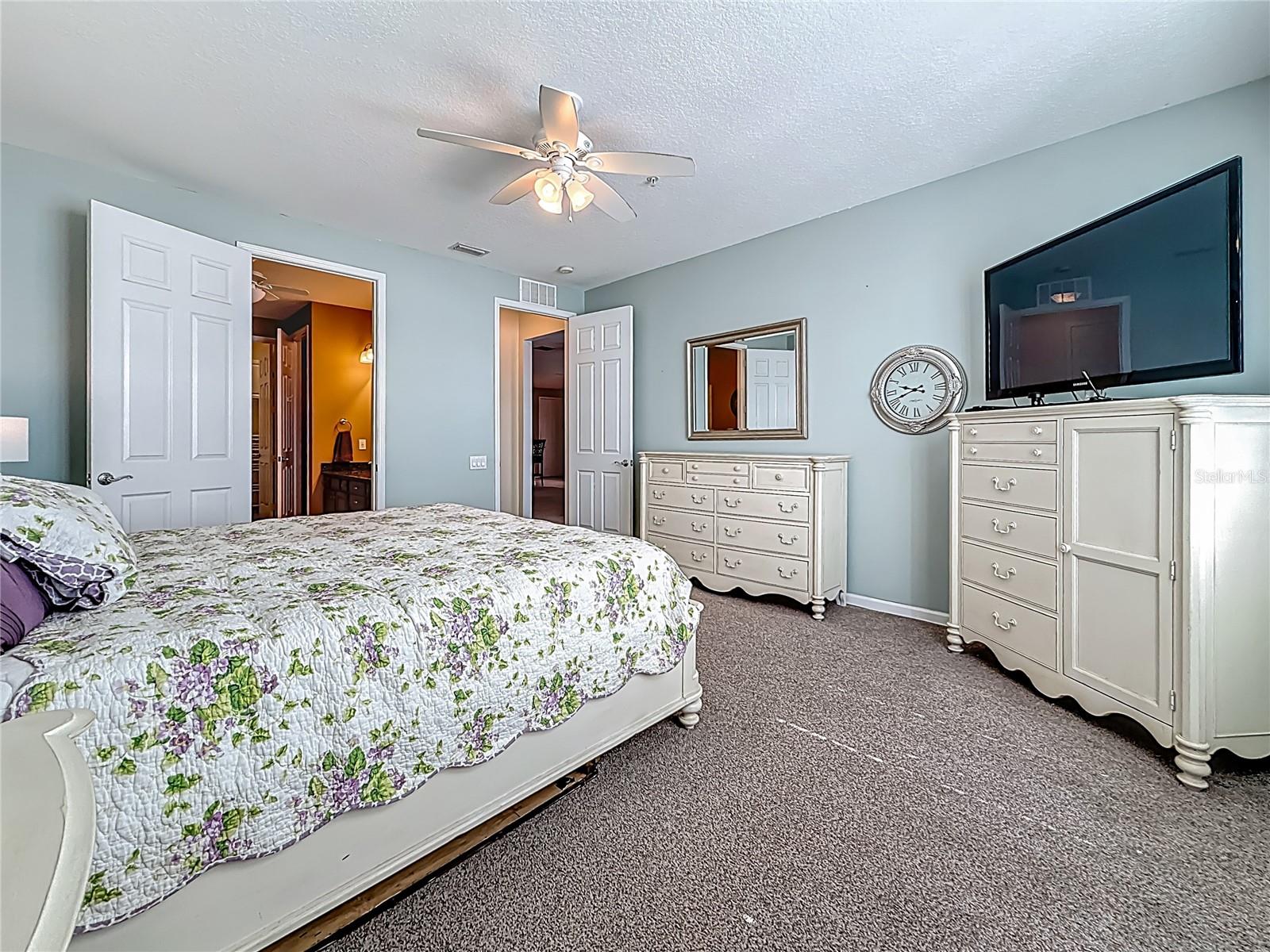 Image 37 of 71 For 7905 Seminole Boulevard 3303