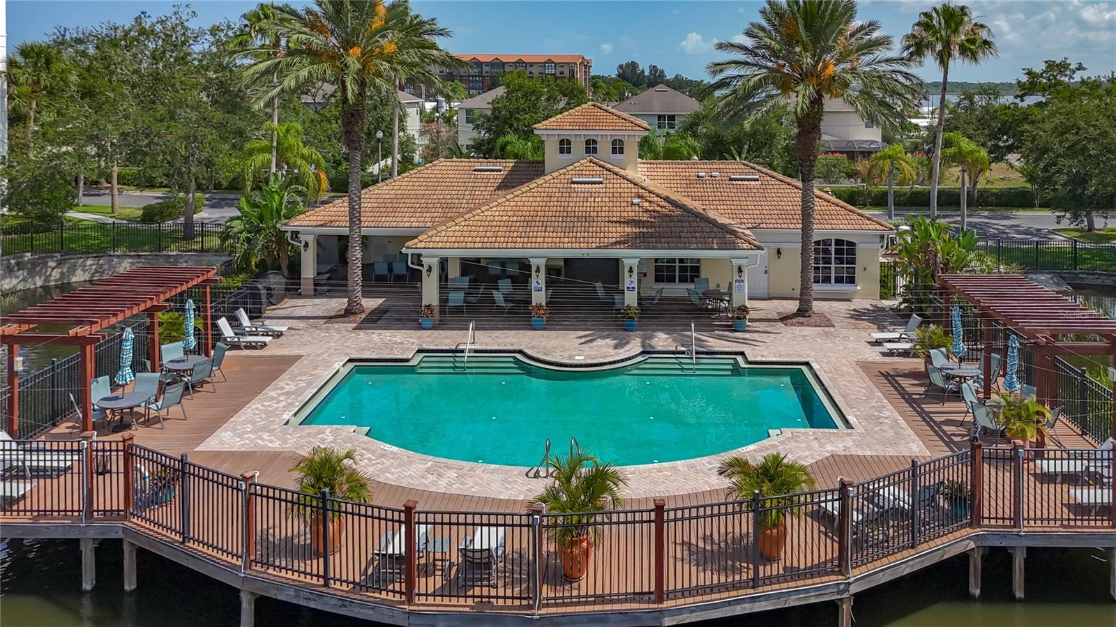 Image 5 of 71 For 7905 Seminole Boulevard 3303