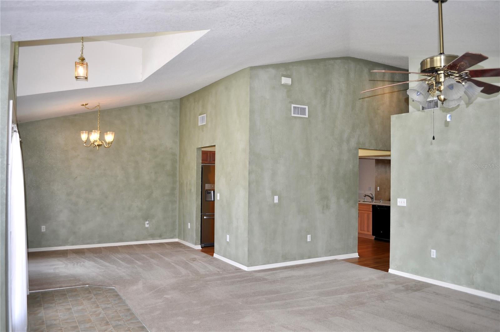 Image 4 of 30 For 3629 Welsch Way